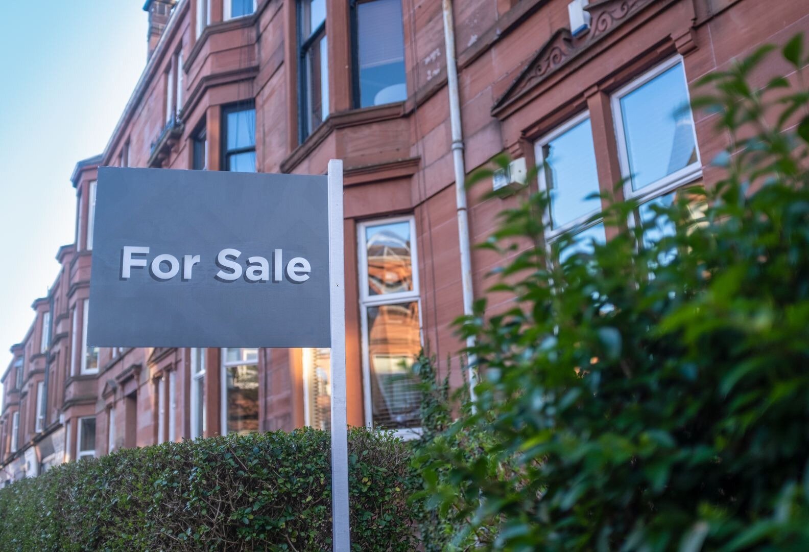Buying a property from a mortgagee in possession or a receiver